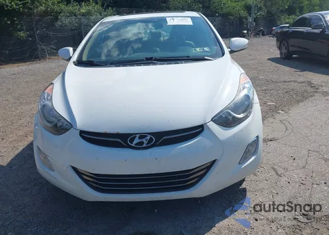 2013 Hyundai Elantra Limited z USA, uszkodzony, nr VIN 5NPDH4AE8DH199853
